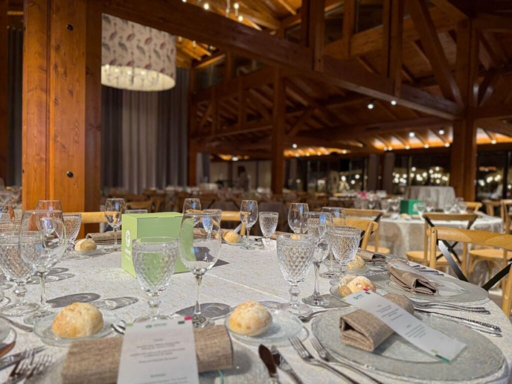 Catering para empresas, guia completa para organizar un evento corporativo profesional